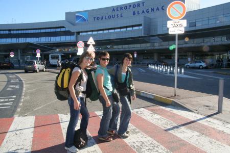 3 backpackers